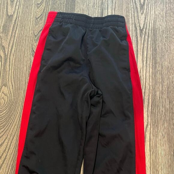 Starter Youth Boys Track Pants Elastic Waist Pull-On Black/Red/Gray Size L 10-12 - Picture 2 of 10